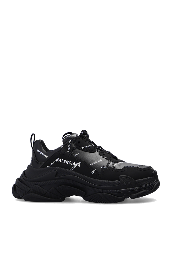 Balenciaga triple s men sale hotsell